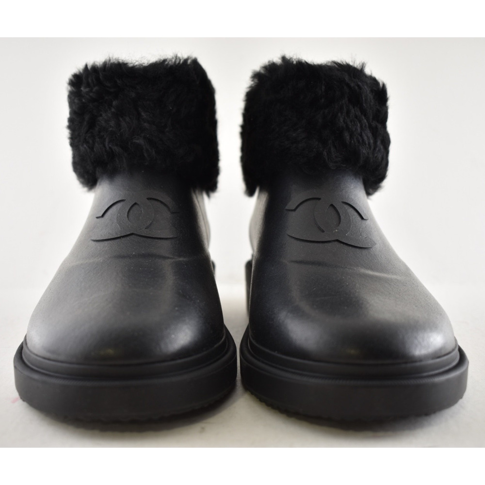 Chanel 24K Black Sheep Shearling Fur Rubber CC Low Top Short Ankle Rain Boots 42 - Picture 7 of 16